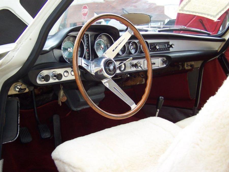  Volvo P1800 1961 года  (фото 34 из 43)